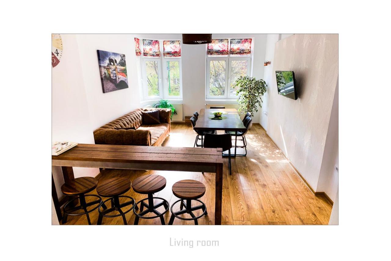 Apartament Dinicu, Brasov, Romania 外观 照片
